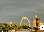 Top floor flat with magical views of London