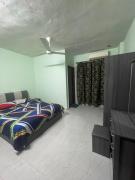 Top Kampong Tanah Merah