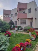 Vila Ambient frontal la mare