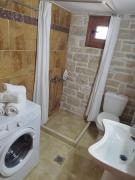 Top Kókkinos Pírgos