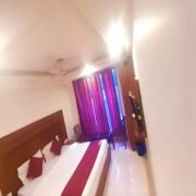 Hotel vansh Airport