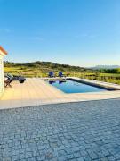 Reis House Reis House