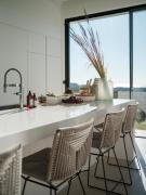 Villa Royale, moderna villa con piscina y vistas al mar