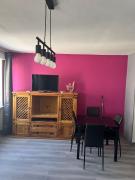 Studio 50 m de la plage 100 m centre ville