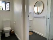 Walk to beach - 3bed House - Pet & kid friendly