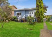 Lil Shack by the Sea