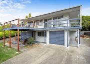 George Bass Drive 569 On The Beach Living managed by Batemans Bay Accom