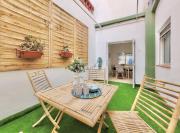 Palm Street Apartment