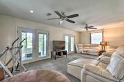 Spacious Family Home on Lake Marion w Boat Ramp!