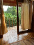 the mompe beach hostal