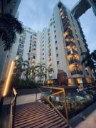 Palm Room, With Sky Orbit in 1103 Fortune Serenity