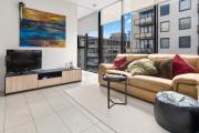 Escape To Melbourne - Stylish 1 Bedroom-Gym - Aircon -Balcony