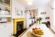 Sunshine Villa Broadstairs sleeps 8 close to beach
