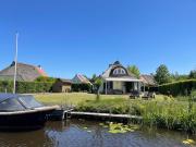 Vakantiehuis aan het water in Friesland