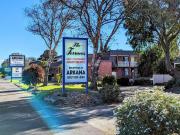Arkana Motor Inn & Terrace Apartments