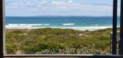 Beachfront 3-bedroom with Robben Island views