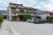 Apartments with a parking space Kastel Kambelovac, Kastela - 21521