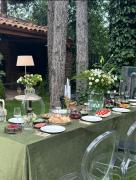 Hotel უცხო-utskho