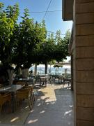 Top Stoupa Top Stoupa