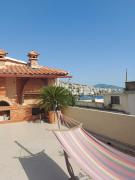 July Seaview Apartments