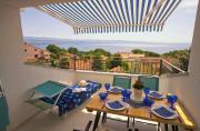 Villa Riviera blue with seaview, pool, whirlpool, parking and boat excursions