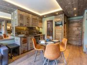Appartement skis aux pieds avec parking et wifi au cœur de Val-d’Isère - FR-1-694-317 Appartement skis aux pieds avec parking et wifi au cœur de Val-d’Isère - FR-1-694-317