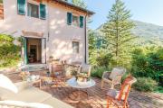 Villa Birdsong, among the Woods in Camaiore Villa Birdsong, among the Woods in Camaiore