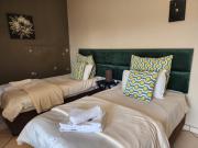 SOUTHY INN BY THE LAKE