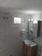 Top Néon Petrítsion