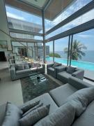 Top Kamala Beach