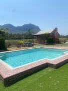 Driftwood and Jolie cottages