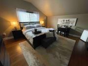 Cozy loft in Upper Gibsons