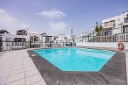 Central one bedroom apartment with communal pool - Casa Julie