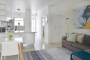 Charming Central Sea Point Haven 50m to Ocean