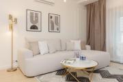 Mennica Residence Deluxe City Center by Renters Prestige