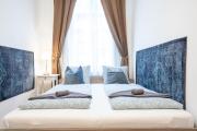 Emerald Suite at Budapest Emerald Suite at Budapest