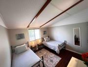 8th Street Haven - 3 bedroom House in DT Hamilton