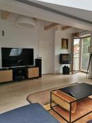 Charming Apartment in Kaunas Old Town with Balcony