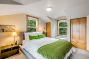 Top Sunny Shore Acres