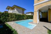 Villa Iris Manerba private pool