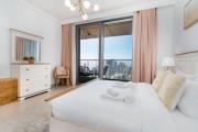 Lux Apt-Burj View Opp. Dxb mall