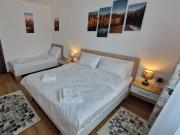 Ap CALAS No1 2A, AC, Free Parking