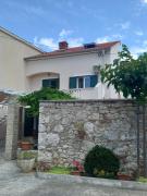 Apartments with parking space Susica, Ugljan - 21618