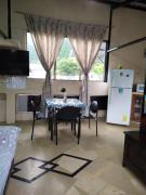 APARTAMENTO ESTUDIO - COMPLETO Y MUY BIEN UBICADO