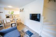 Delightful 2 Bedroom Apartment - SD23L