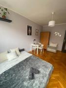 Night Host Matejki 4 free parking