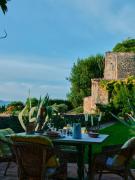 Charming cottage only for you, a hidden gem 10mn walk to historic center, stunning view