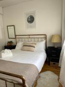 Cosy Shoreditch flat