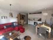 Grand appartement proche des pistes avec garage privé - FR-1-445-193