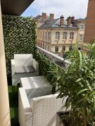 Paris 42m Studio plus terrace